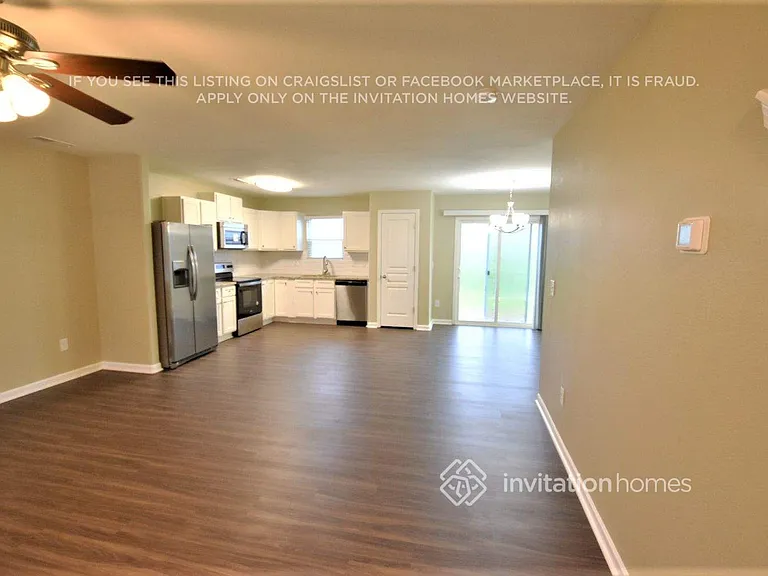 153 Steamboat Ln — Photo 3