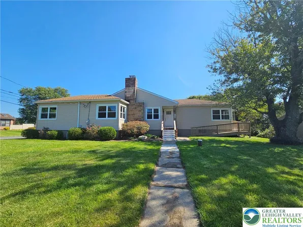 6123 3rd Ave, Martins Creek, PA 18013