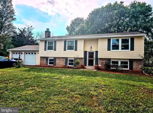17304 Dowden Way, Poolesville, MD 20837