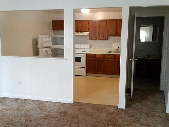 Kitchen & Entry to Bathroom