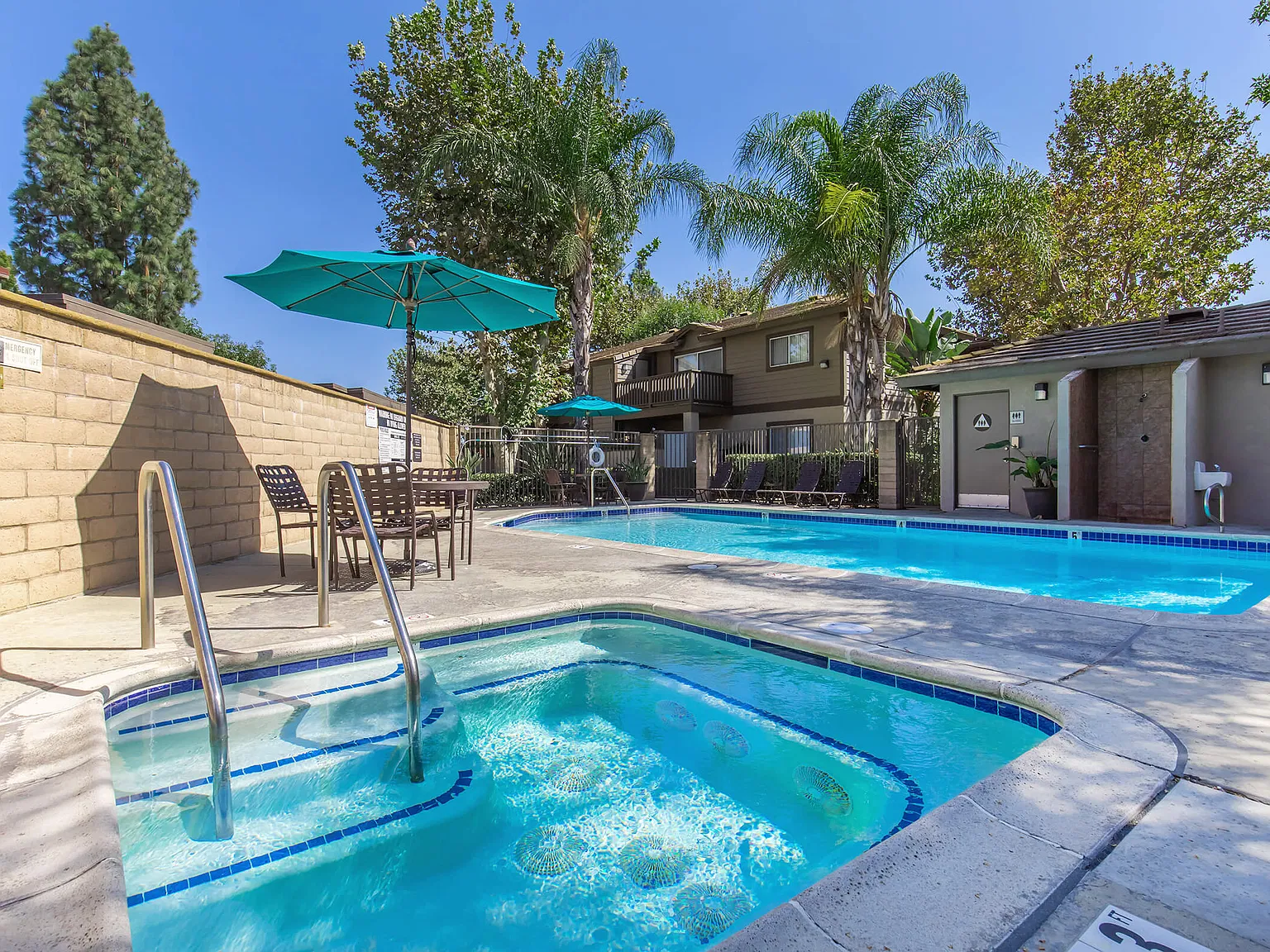 Pinecrest Apartment Homes — Photo 4
