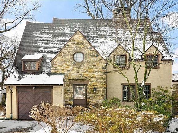 2nd image of 65 Edgewood Ave
