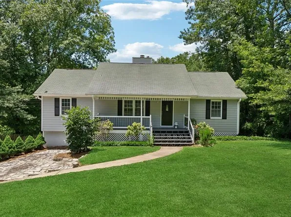 191 Cherokee Village Ct, Ball Ground, GA 30107