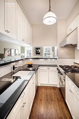 Sold by Sotheby's International Realty | media 15