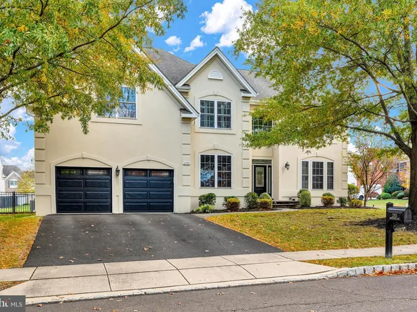 2765 Honeysuckle Ln, Huntingdon Valley, PA 19006