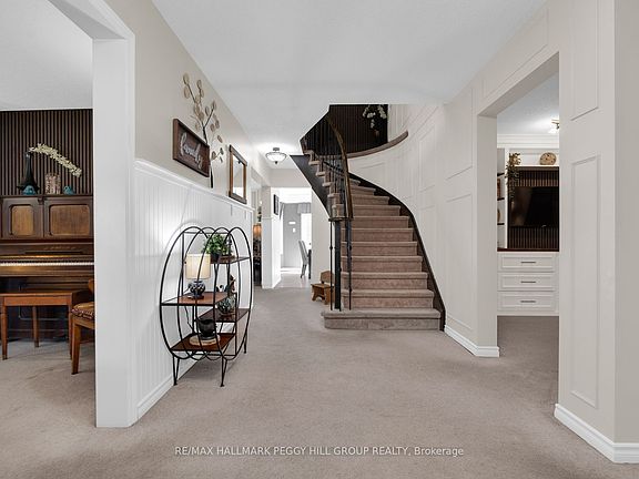 4th image of 99 Golden Meadow Rd