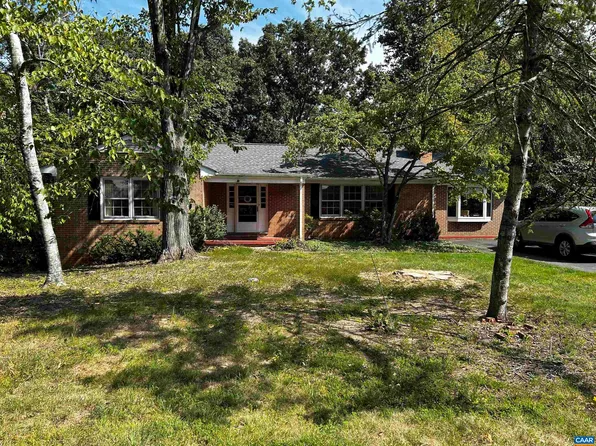 515 Stonefield Cir, Earlysville, VA 22936