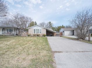 117 Meadowbank Rd, Newmarket, ON L3Y 2Z1