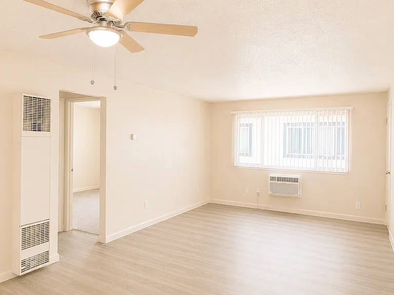 Mountain Vista Apartments — Photo 22