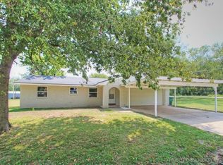 700 4th St, Ramona, OK 74061