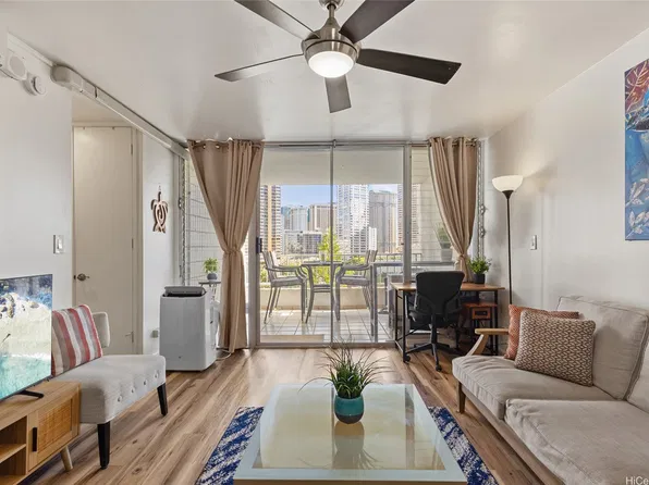 1848 Kahakai Dr APT 1006, Honolulu, HI 96814