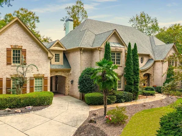 5505 Long Island Dr NW, Sandy Springs, GA 30327