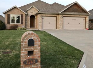 3243 W High Point St, Springfield, MO 65810