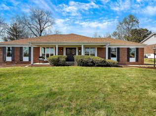 13277 Bonroyal Dr, Saint Louis, MO 63131