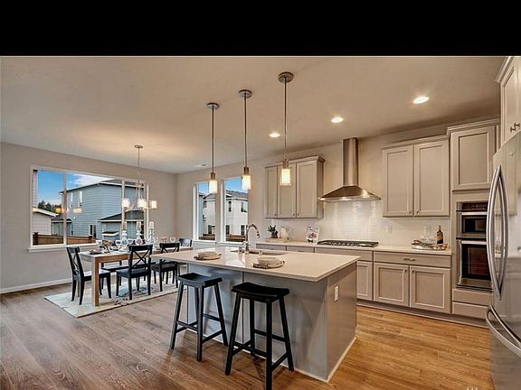 5th image of 3858 Sentinel Dr