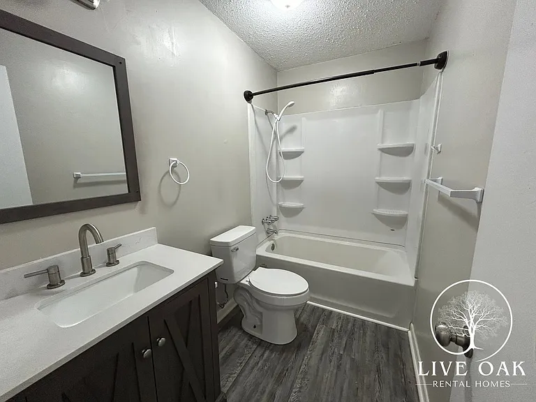 215 Pointe South Dr — Photo 9