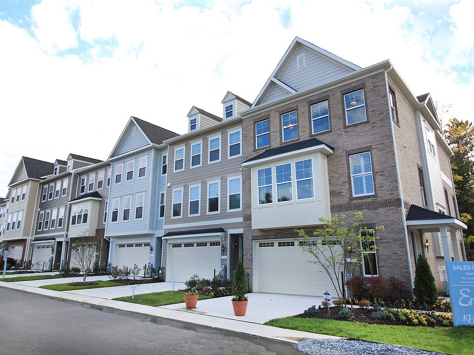 Luxurious Townhomes