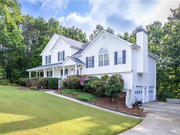 135 Franklin Ct, Jasper, GA 30143