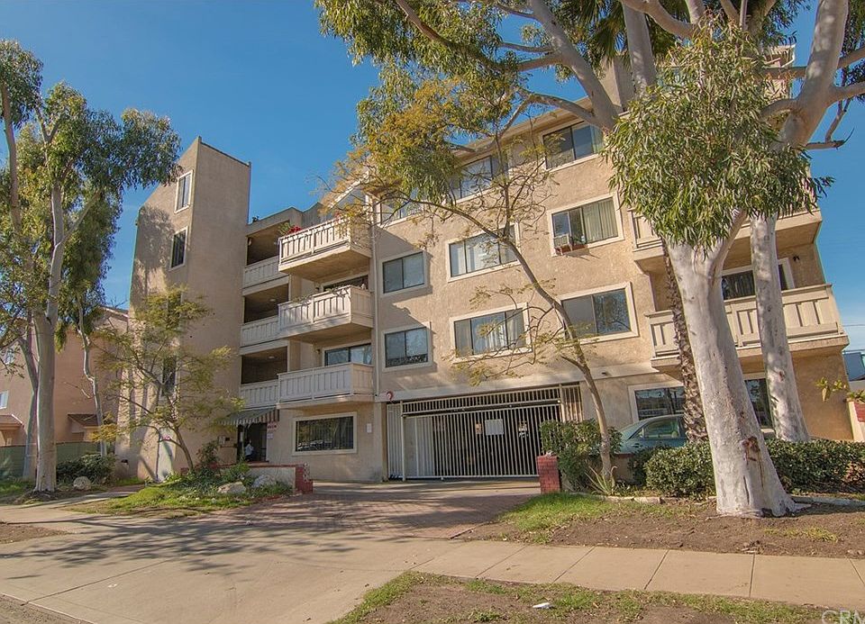1st image of 1723 Cedar Ave Unit 102
