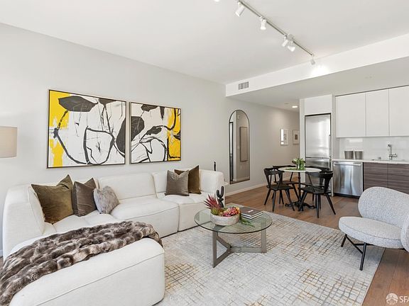 5th image of 1433 Bush St #703