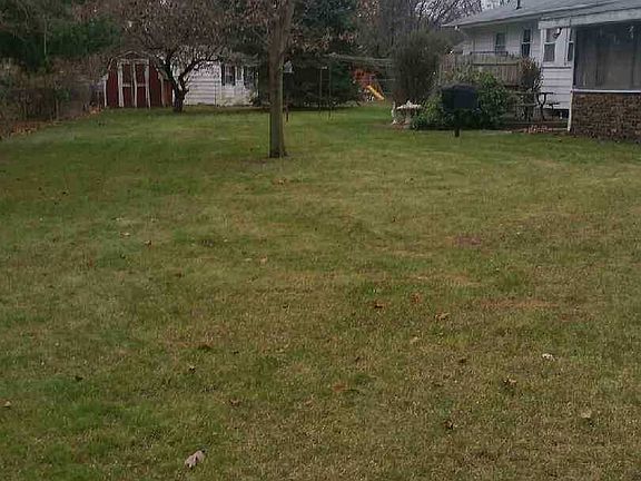 3rd image of 1124 Garfield Ct NW