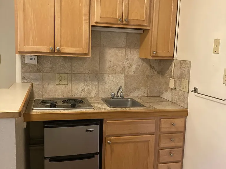 2000 Canyon Blvd — Photo 20