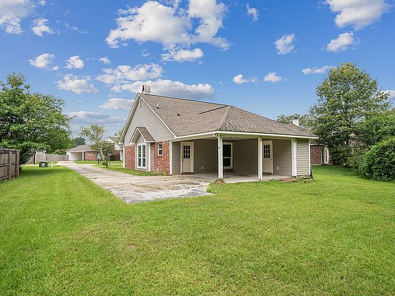 2nd image of 32426 Brandywood Dr