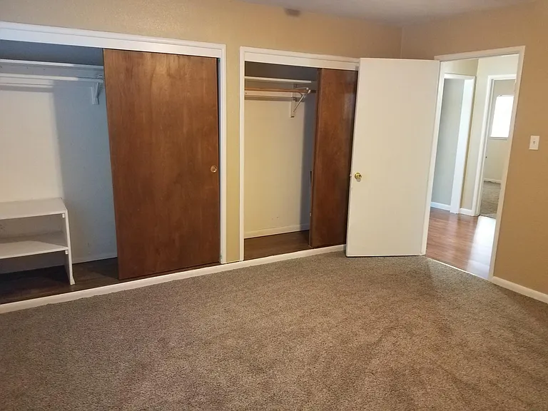 314 W Pearl Ave — Photo 10