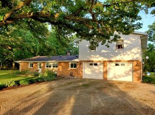 23511 N 800 East Rd, Pontiac, IL 61764