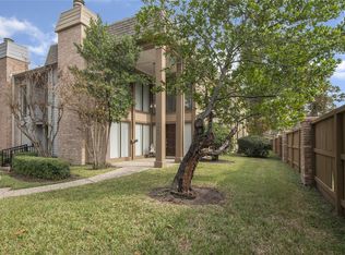 9344 Briar Forest Dr, Houston, TX 77063