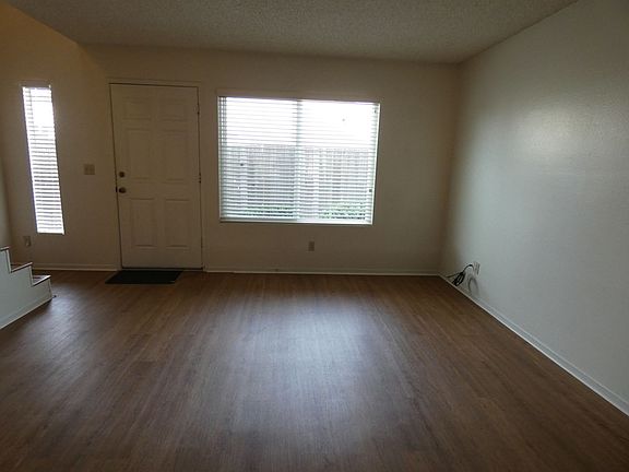 5th image of 615 Union Ave #C