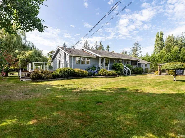 1939 Shetland Rd, Campbell River, BC V9W 3Y5