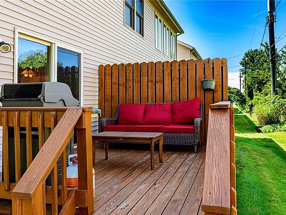 4th image of 67 Sunset Cove Cir