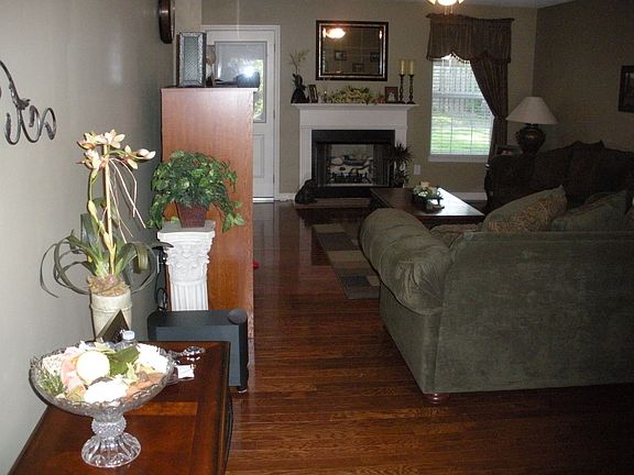 5th image of 288 Benwood Trl NE