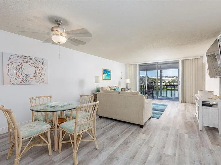 7405 Bay Island Dr S #321 — Photo 5