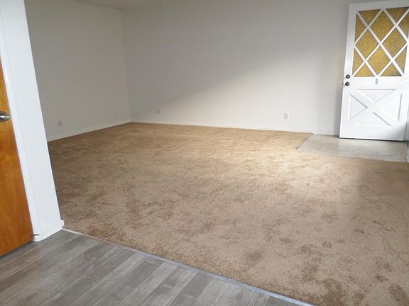 3rd image of 215 6th St APT B