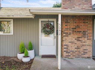 5042 35th Ave NE, Seattle, WA