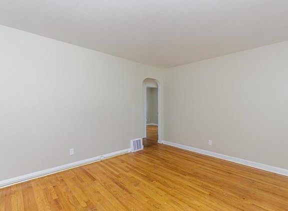 2nd image of 10821 Saint Francis Ln