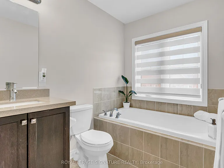 21 Fresnel Rd S — Photo 27