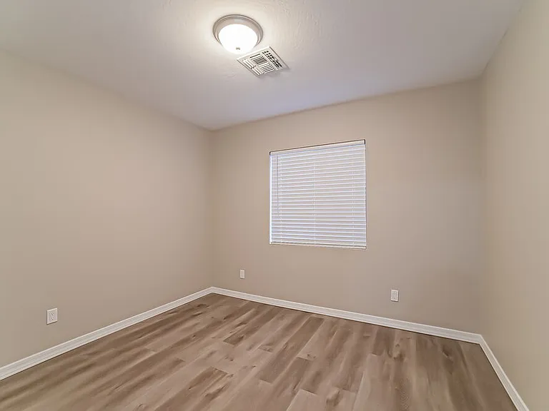 12418 W Dreyfus Dr — Photo 11