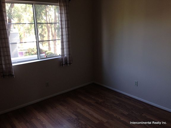 3rd image of 4874 Sullivan St #63