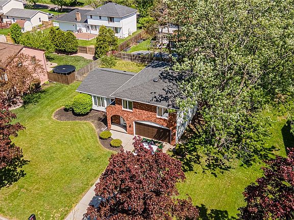 3rd image of 111 Obrien Dr