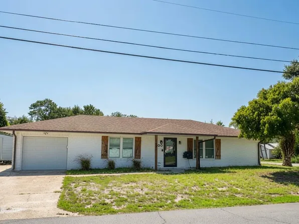 300 Prudence Ln, Panama City Beach, FL 32408