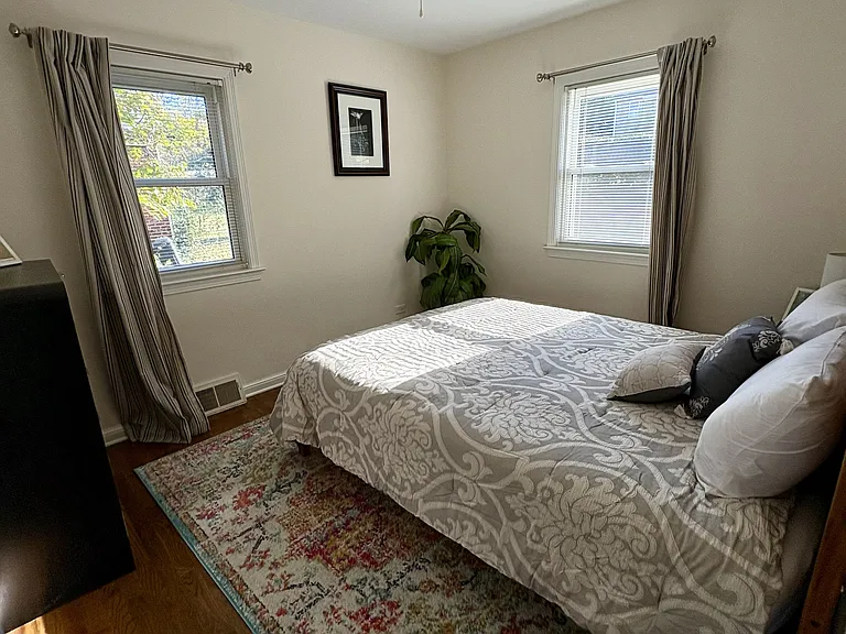bedroom 2 with full bed