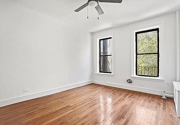 4th image of 1665 York Ave APT 4B