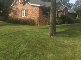 178 W Stuart Ave, Lyons, GA 30436