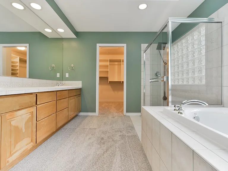 8428 NE 147th Pl — Photo 58