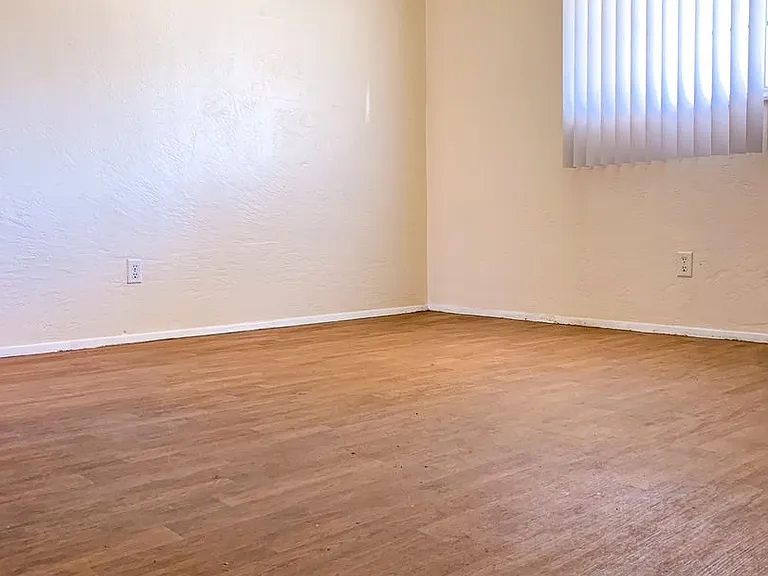 One-Bedroom Apartments in Prime ABQ Location — Photo 19