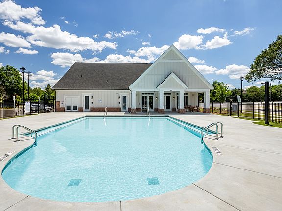 3rd image of 5350 Capital Cir SW #105