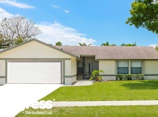 9540 Newport Rd, Boca Raton, FL 33434